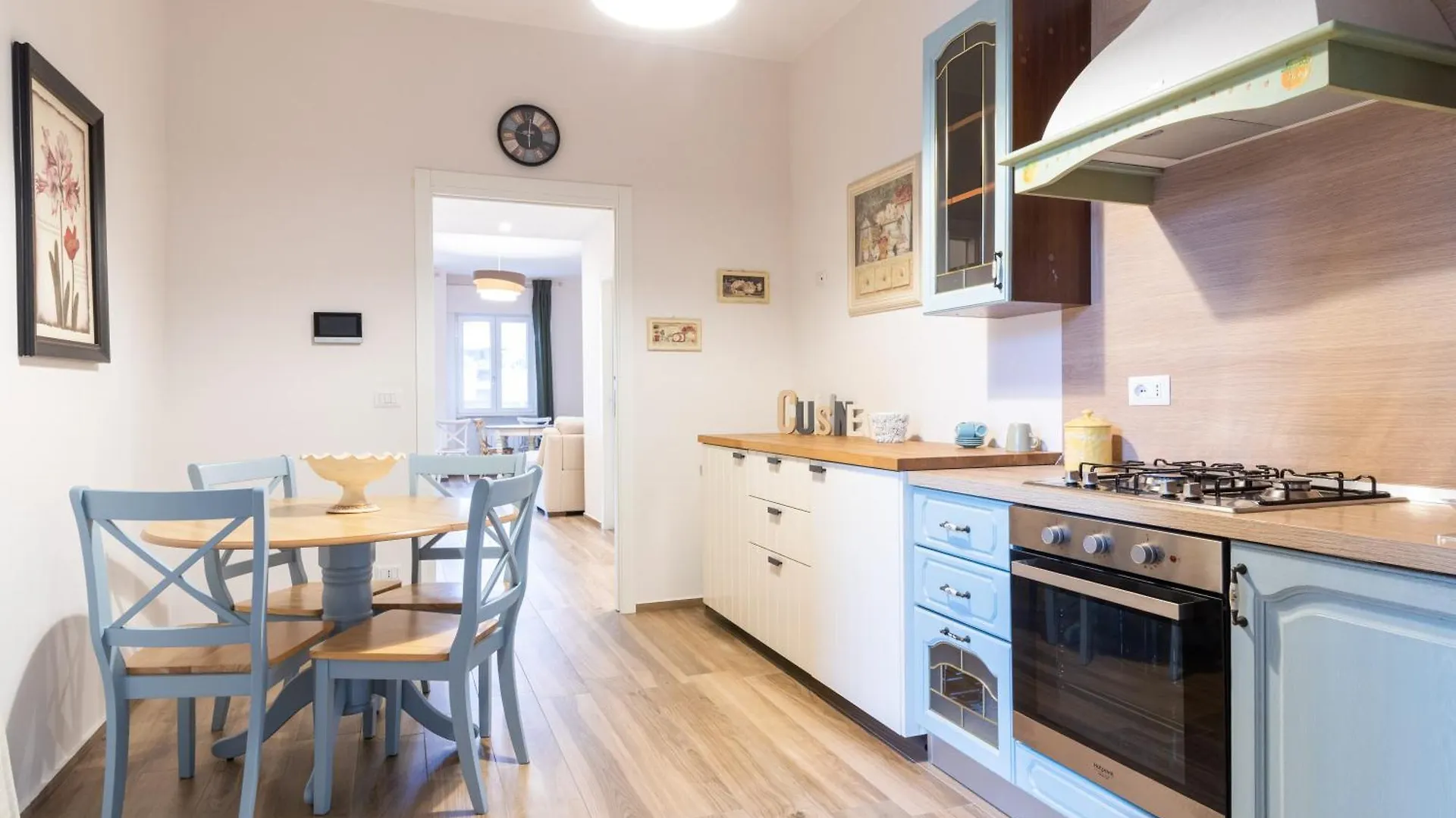 Dimora Damari Apartment Bari 0*,  Italy